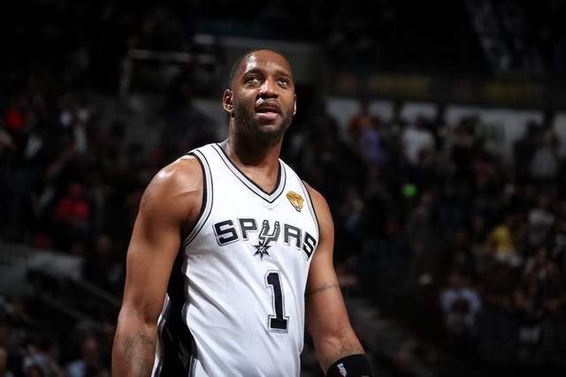 一枚小徽章何以成为亚沙会社交“硬通货”？