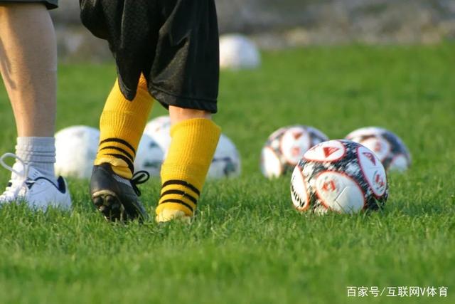 亚历山大18+6詹姆斯27+6 雷霆轻取湖人取开门红2/3